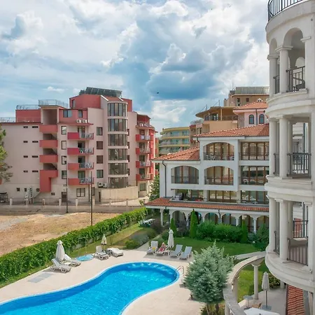 Chateau Del Mar Daire