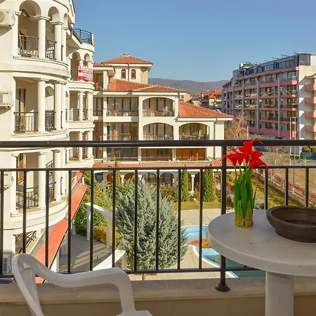Chateau Del Mar *